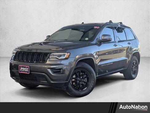 Used 2020 Jeep Grand Cherokee Laredo image 1
