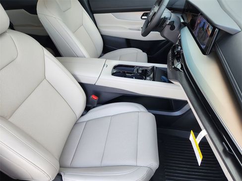 New 2026 Nissan Murano SL image 10