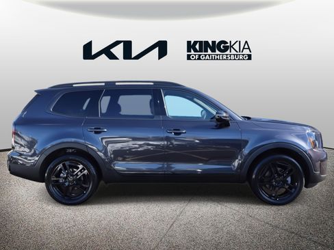 Certified 2025 Kia Telluride SX Prestige X-Line image 2