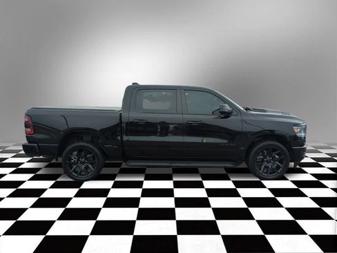 Used 2023 RAM 1500 Laramie image 9
