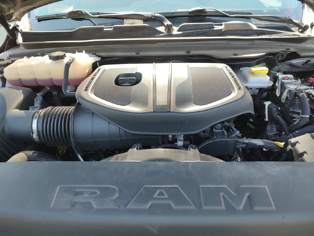 Used 2025 RAM 1500 Laramie w/ Laramie Southwest Edition AWD/4WD image 32