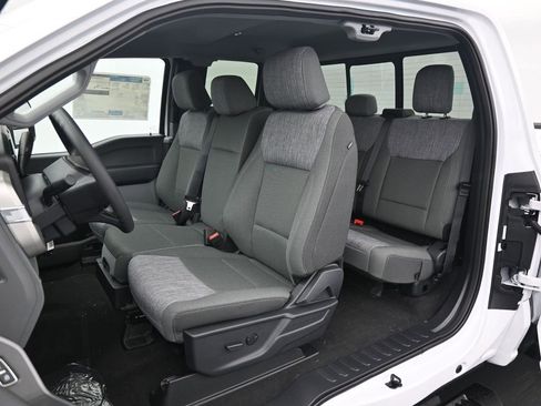 New 2026 Ford F350 XLT w/ FX4 Off-Road Package image 10