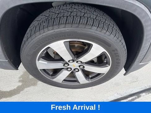 Used 2019 Chevrolet Traverse LT w/ LT Premium Package FWD image 22