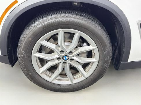 Used 2023 BMW X5 xDrive40i AWD/4WD image 33