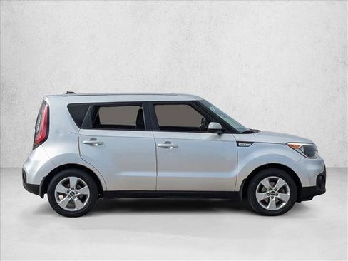 Used 2018 Kia Soul image 4