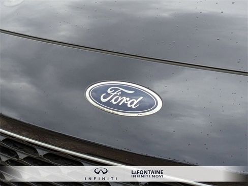 Used 2021 Ford Escape SE image 9