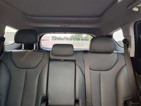 Used 2021 Hyundai Santa Fe Limited AWD/4WD image 11
