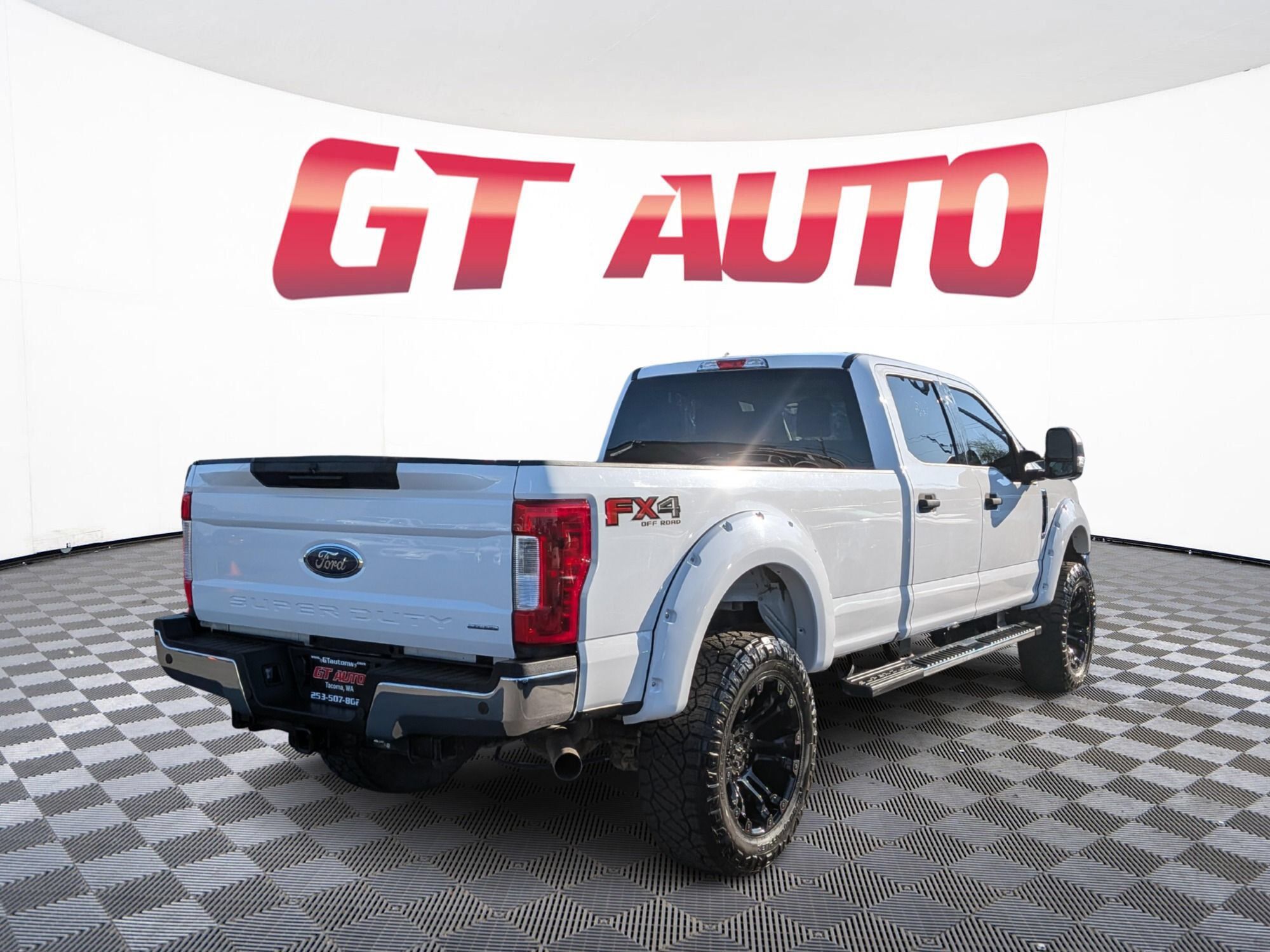 Used 2019 Ford F350 XLT w/ XLT Value Package AWD/4WD image 5