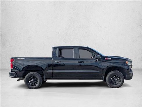 Used 2023 Chevrolet Silverado 1500 LT Trail Boss w/ LPO, Dark Essentials Package image 4