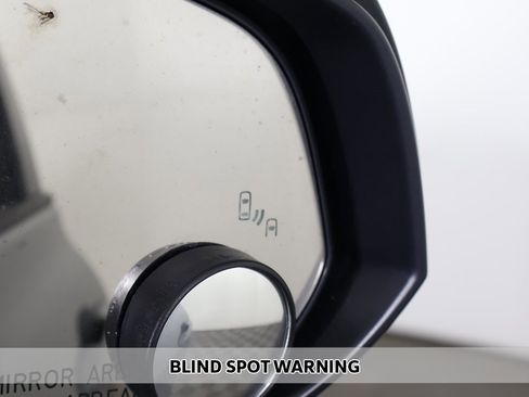 Used 2025 Toyota Highlander XSE image 5