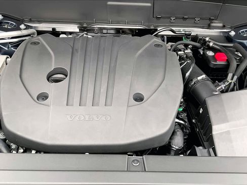 New 2026 Volvo XC90 B5 Plus image 13