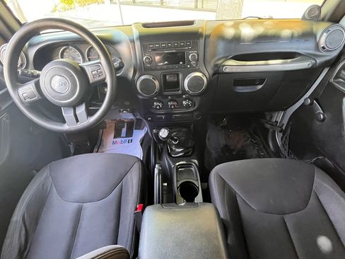 Used 2013 Jeep Wrangler Sport AWD/4WD image 12