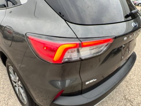 Used 2020 Ford Escape SEL AWD/4WD image 37