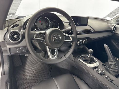 Used 2026 MAZDA MX-5 Miata Grand Touring RWD image 4