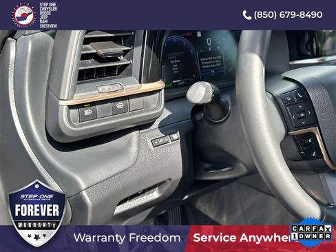 Used 2025 Toyota Crown XLE image 18