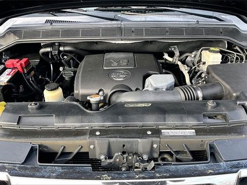 Used 2013 Nissan Armada Platinum image 30