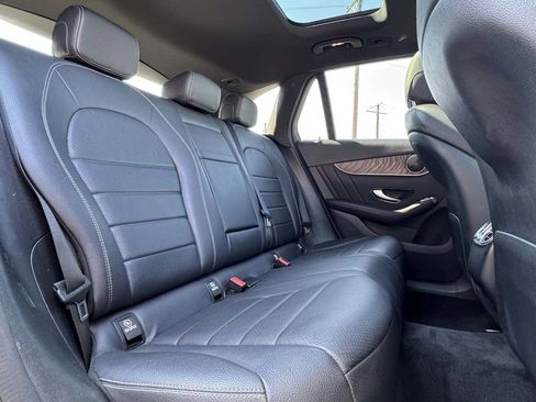 Used 2019 Mercedes-Benz GLC 300 4MATIC w/ AMG Line image 36