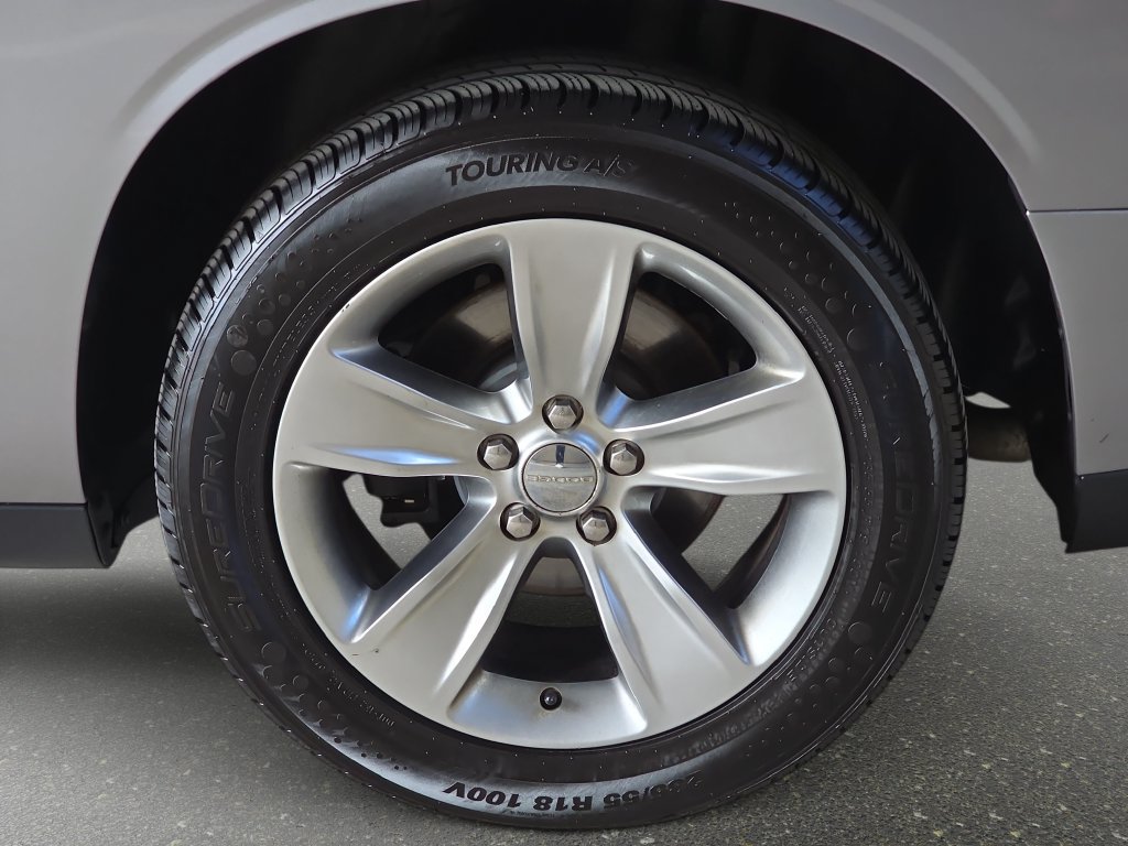 Used 2018 Dodge Challenger SXT RWD image 34