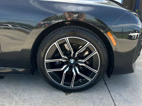 Used 2023 BMW 740i w/ Parking Assistance Package RWD image 52