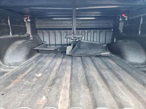 Used 2021 Chevrolet Colorado Z71 w/ Z71 Midnight Edition image 29