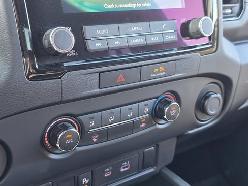 Used 2023 Nissan Frontier SV w/ Midnight Edition Package image 27