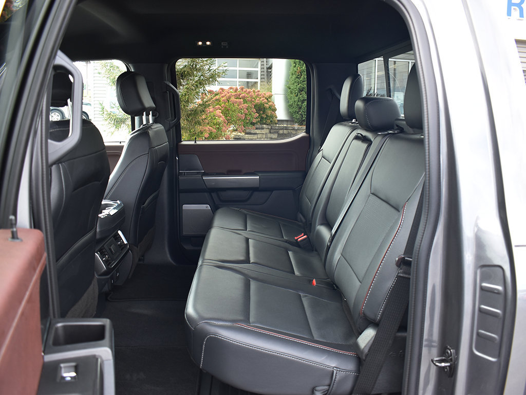 Used 2023 Ford F150 Lariat AWD/4WD image 6