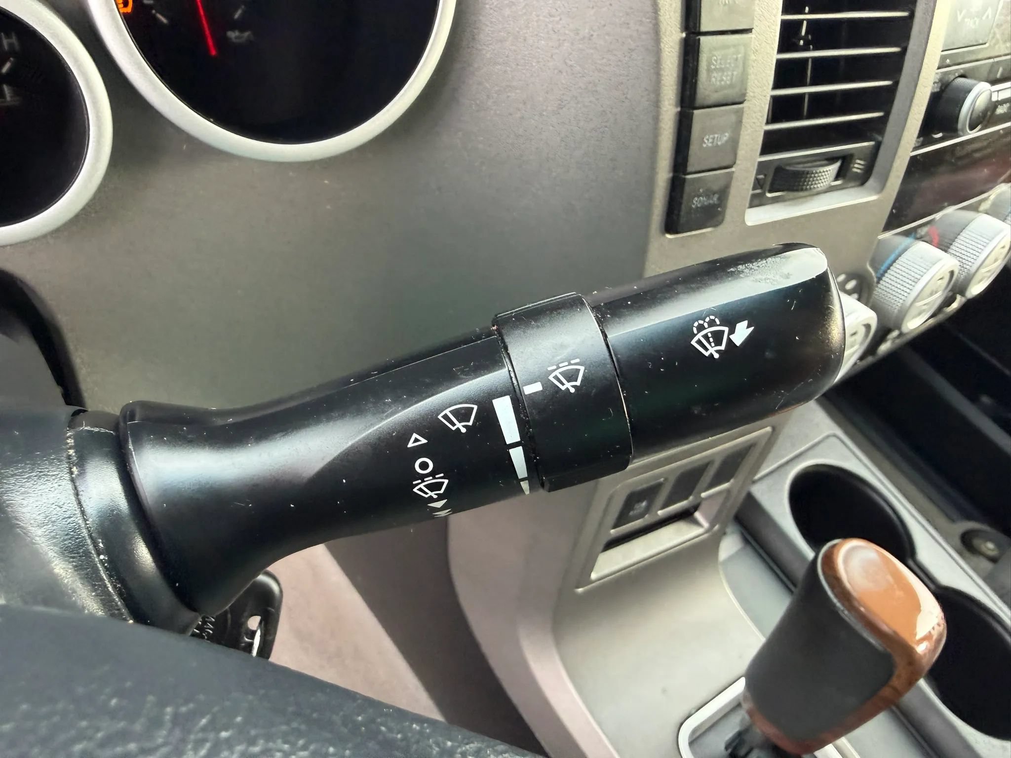 Used 2010 Toyota Tundra Limited RWD image 43