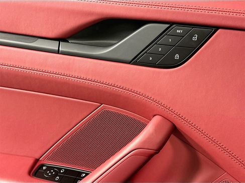 Certified 2024 Porsche 911 Carrera GTS image 31