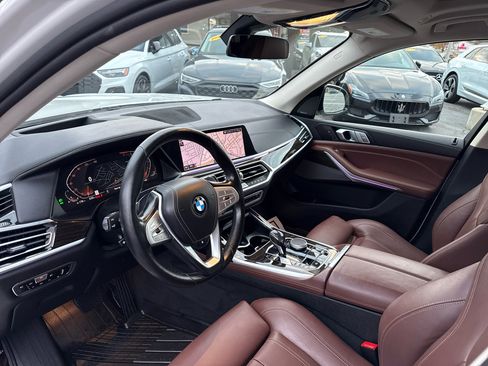Used 2020 BMW X7 xDrive40i w/ Premium Package image 34
