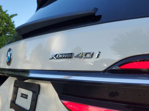 Used 2025 BMW X7 xDrive40i w/ Executive Package AWD/4WD image 8