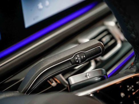 Used 2025 Mercedes-Benz Maybach GLS 600 Maybach GLS 600 image 21