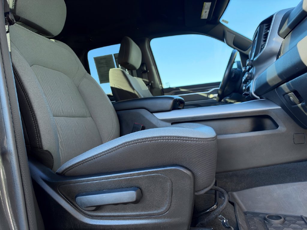 Used 2023 RAM 1500 Big Horn AWD/4WD image 12
