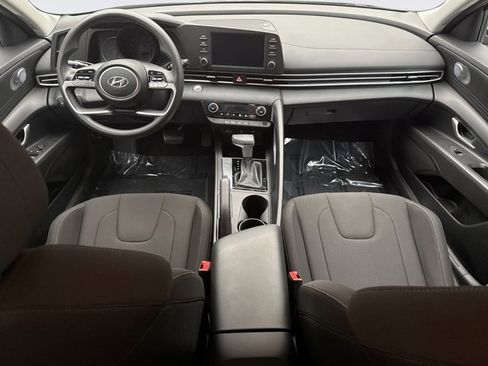Used 2023 Hyundai Elantra SEL FWD image 14