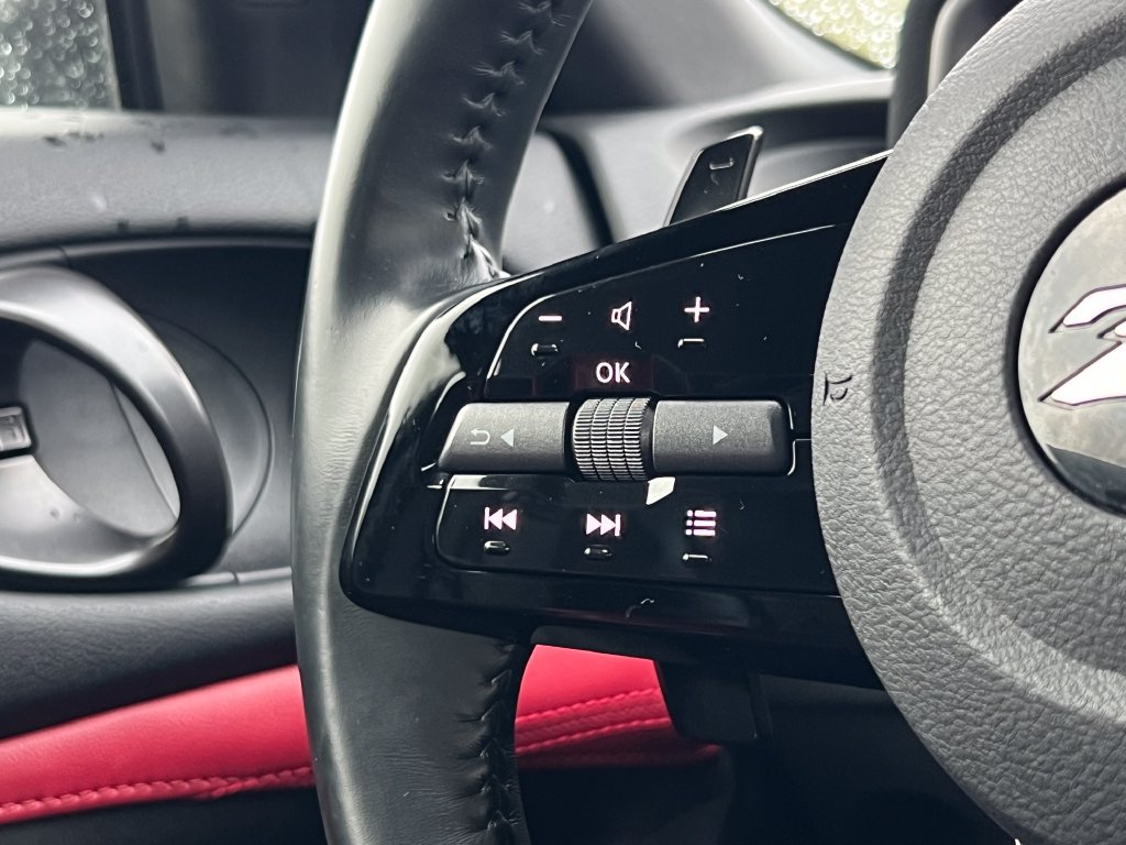 Used 2024 Nissan Z Performance w/ Floor Mat Package RWD image 19