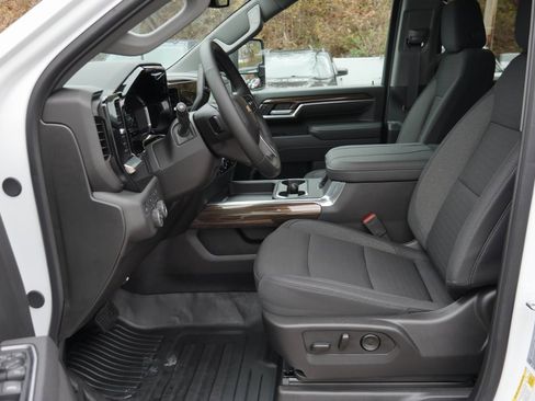 New 2025 Chevrolet Silverado 2500 LT image 8
