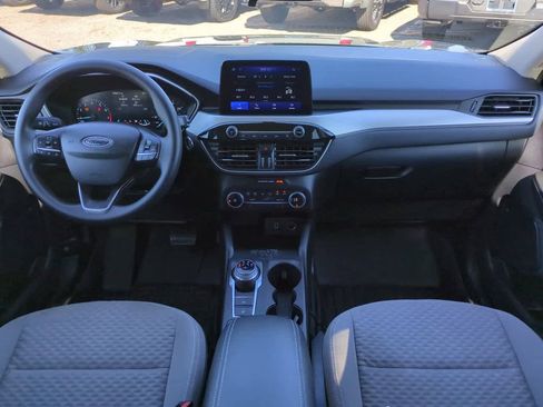 Used 2020 Ford Escape SE image 14