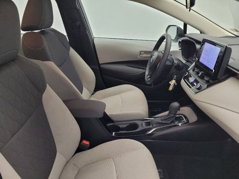 Used 2022 Toyota Corolla LE FWD image 21