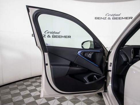 Used 2025 BMW X3 xDrive30i w/ Premium Package image 31