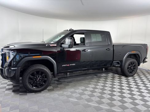 Certified 2024 GMC Sierra 2500 AT4 w/ AT4 Premium Plus Package AWD/4WD image 2