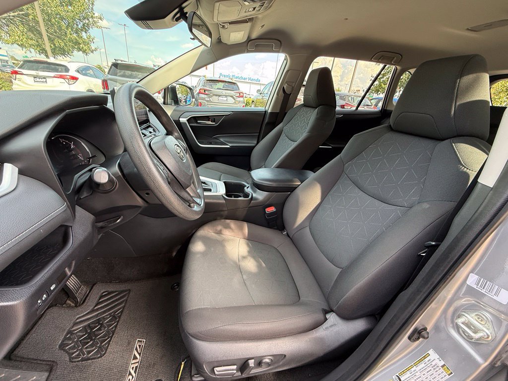 Used 2024 Toyota RAV4 XLE FWD image 24