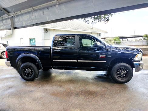 Used 2011 RAM 2500 Big Horn image 9