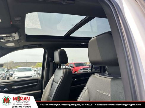 Certified 2021 GMC Yukon XL Denali AWD/4WD image 22