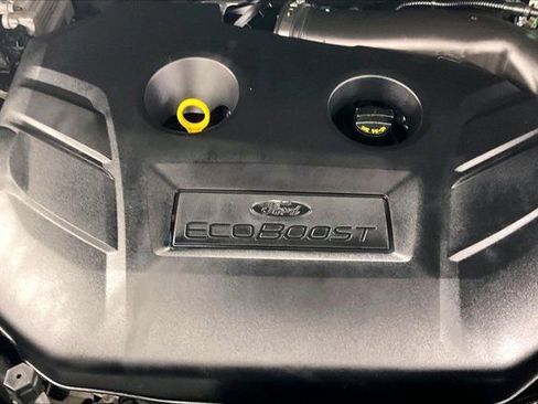 Used 2016 Ford Edge SE image 32