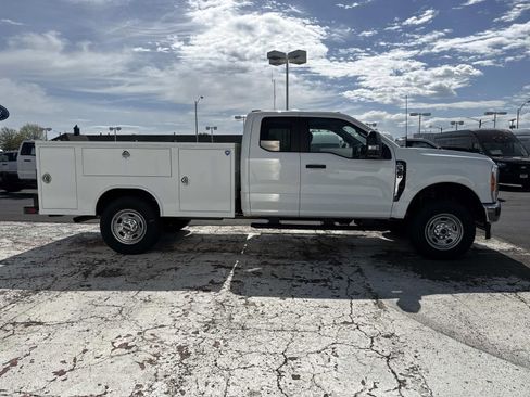 New 2025 Ford F350 XL w/ XL Chrome Package image 2