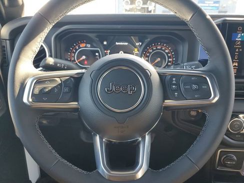 New 2026 Jeep Wrangler Unlimited Sahara image 22