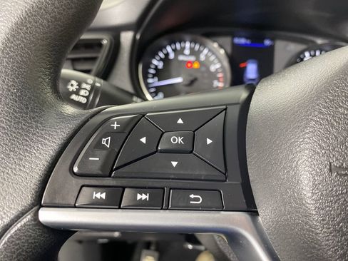 Used 2020 Nissan Rogue S image 14