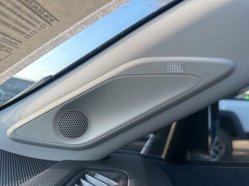 Used 2023 Toyota RAV4 Limited image 17