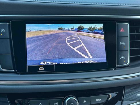 Used 2023 Buick Enclave Essence w/ Sport Touring Edition FWD image 33