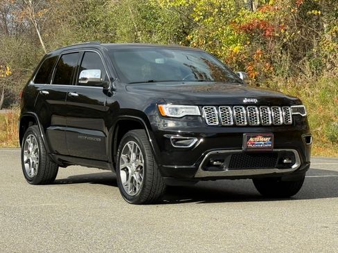 Used 2020 Jeep Grand Cherokee Overland image 5