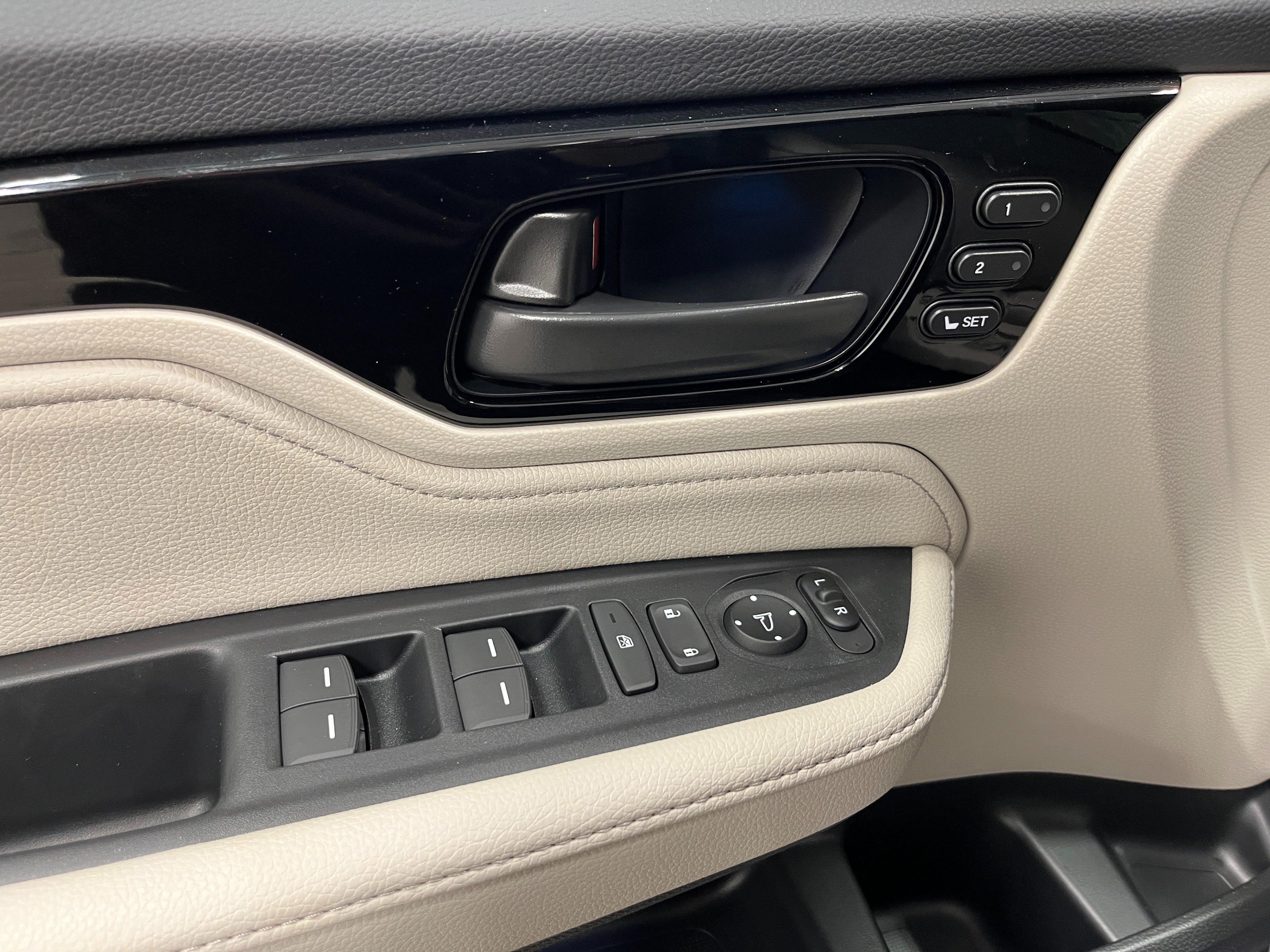 New 2027 Honda Odyssey Touring image 12